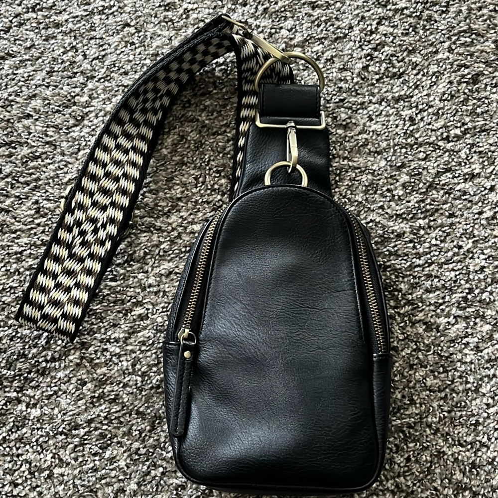 Urban Originals Sling Bag